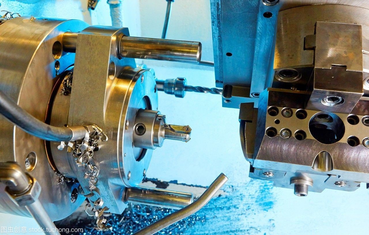 轉移加工。機加工indecober。精密零件加工系列。汽車行業。berriz。bizkaia。巴斯克的國家。西班牙。