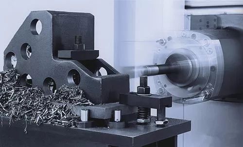 現實面前,國人沉默 制造業若想騰飛,這一行業必須改變